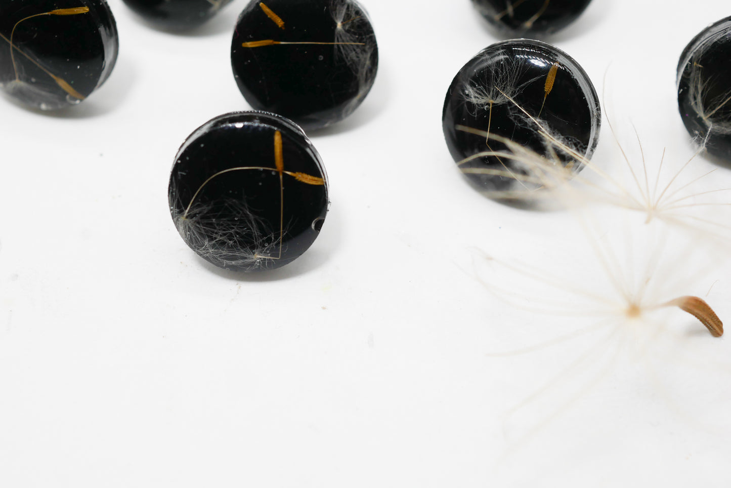 Load image into Gallery viewer, Dandelion seed stud earrings
