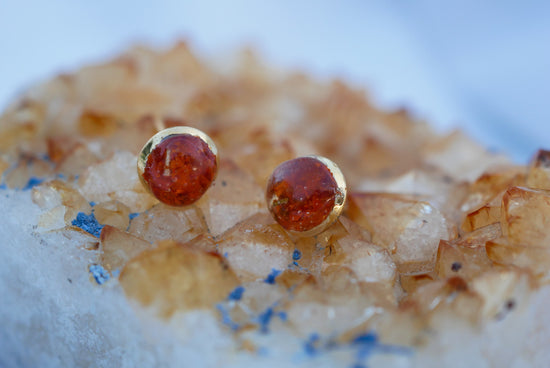 Real Birth Flower Stud Earrings – Tiny 6mm Gold or Silver Hypoallergenic Posts | Genuine Birth Month Flower Jewelry