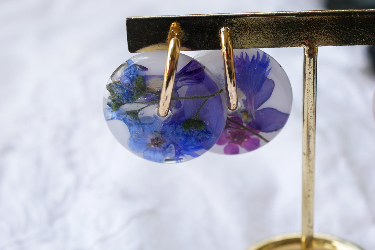 Blue Pressed Flower Disc Huggie Earrings – Gold Stainless Steel Floral Hoops – Real Flower Statement Earrings