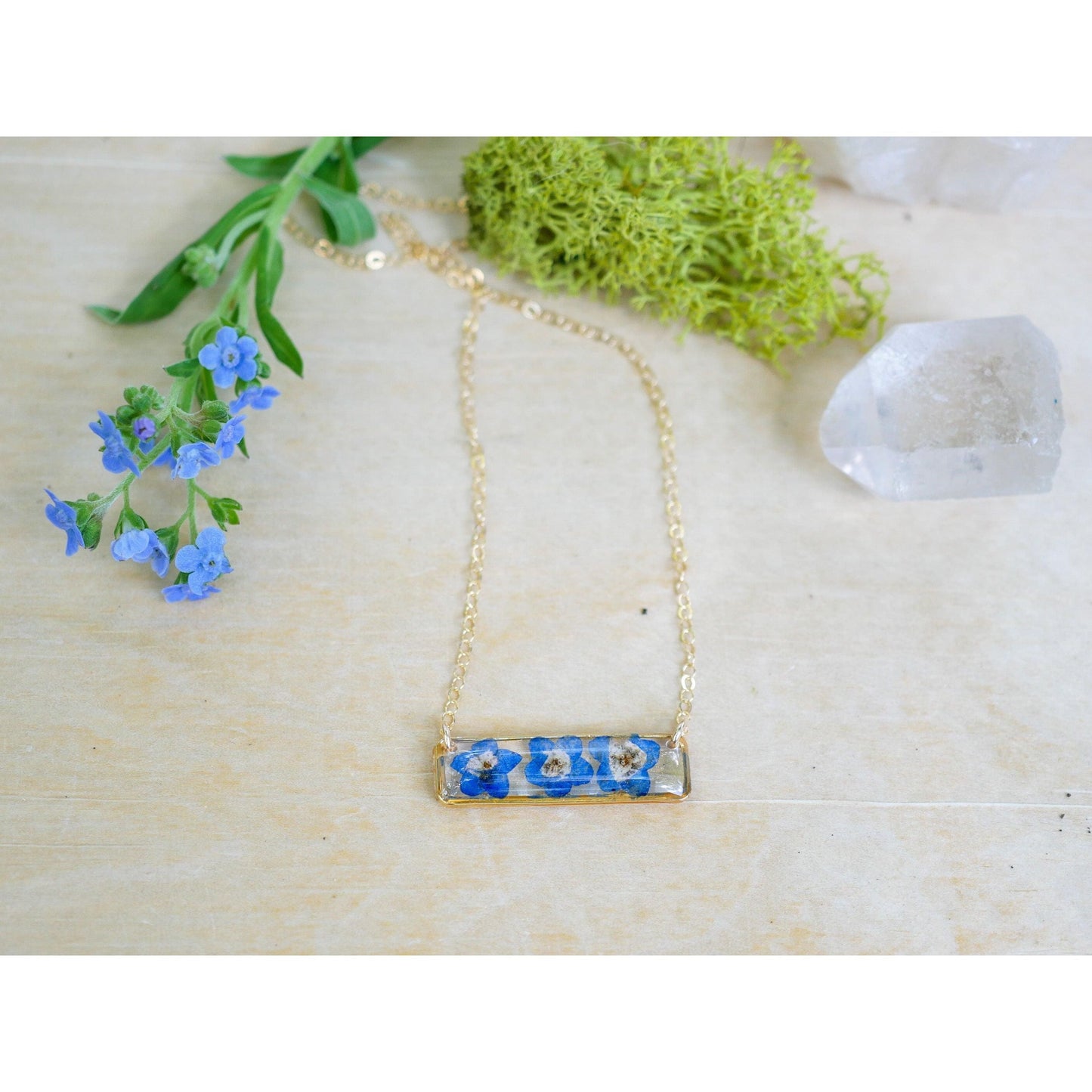 Forget me not horizontal bar necklace