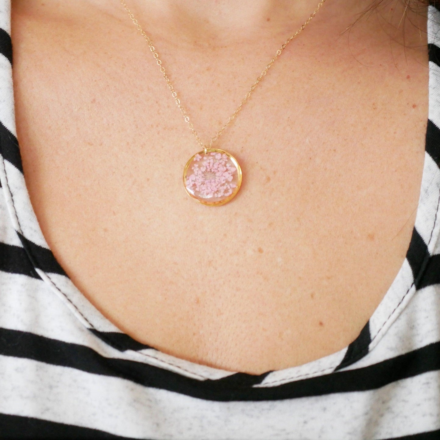 Pink Queen Anne’s lace pendant necklace