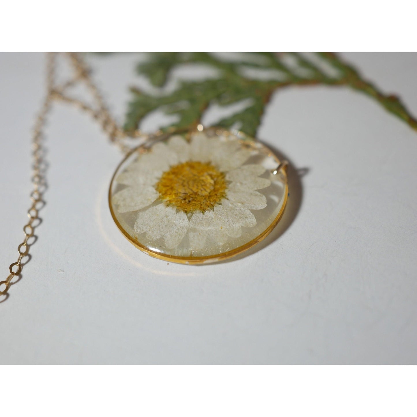 Pressed Daisy Necklace