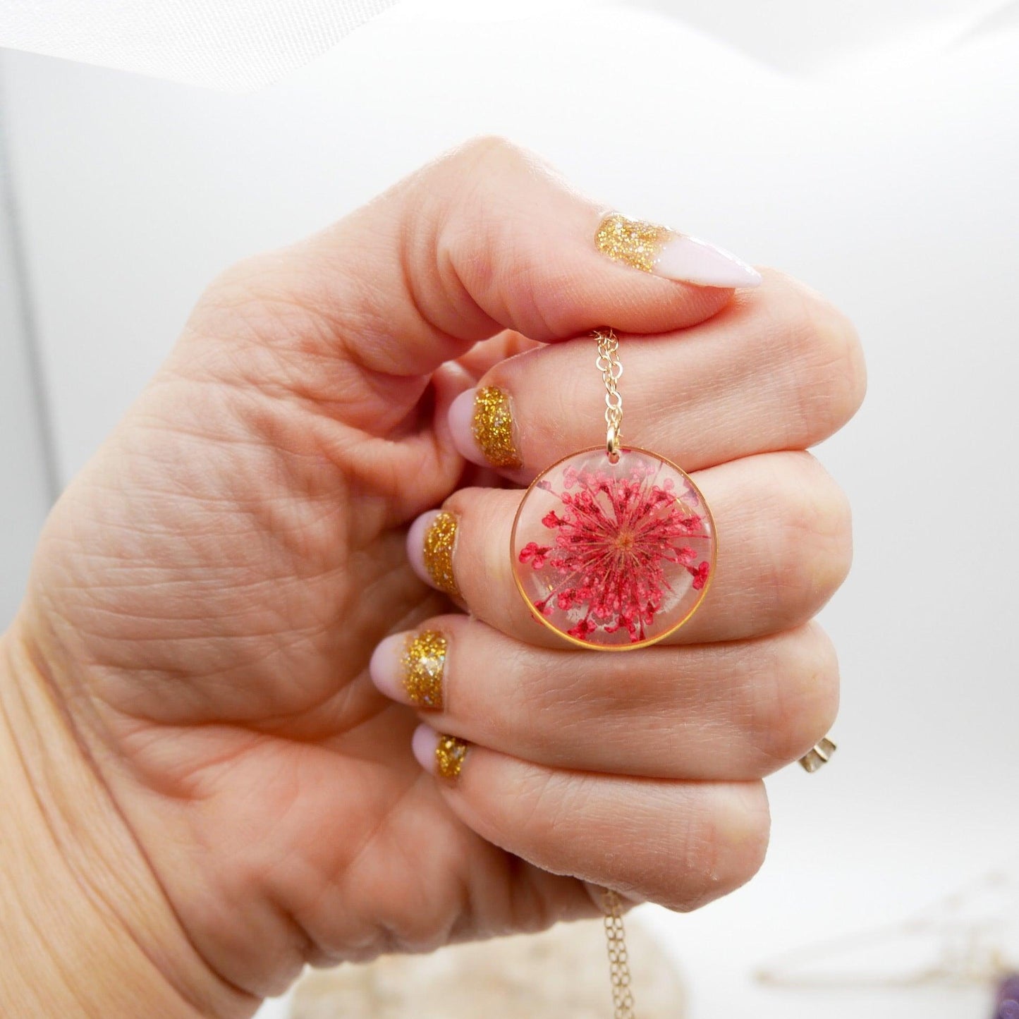 RedQueen Anne’s Lace Necklace