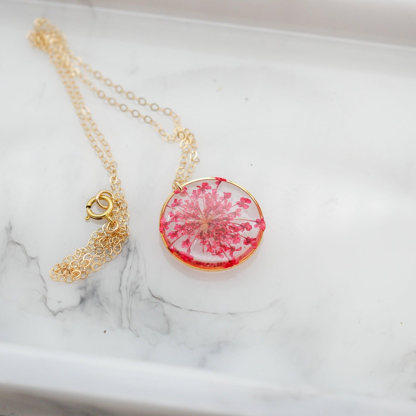RedQueen Anne’s Lace Necklace