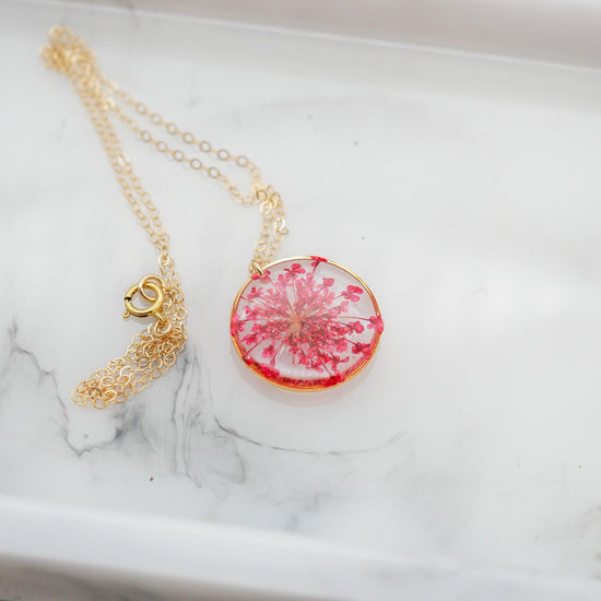 RedQueen Anne’s Lace Necklace