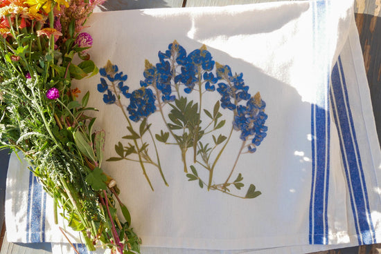 Texas Bluebonnet Dish Towel | Farm-Grown Pressed Flower Print | Vintage Style Cotton Kitchen Towel | Perfect Gift for Homesick Texans