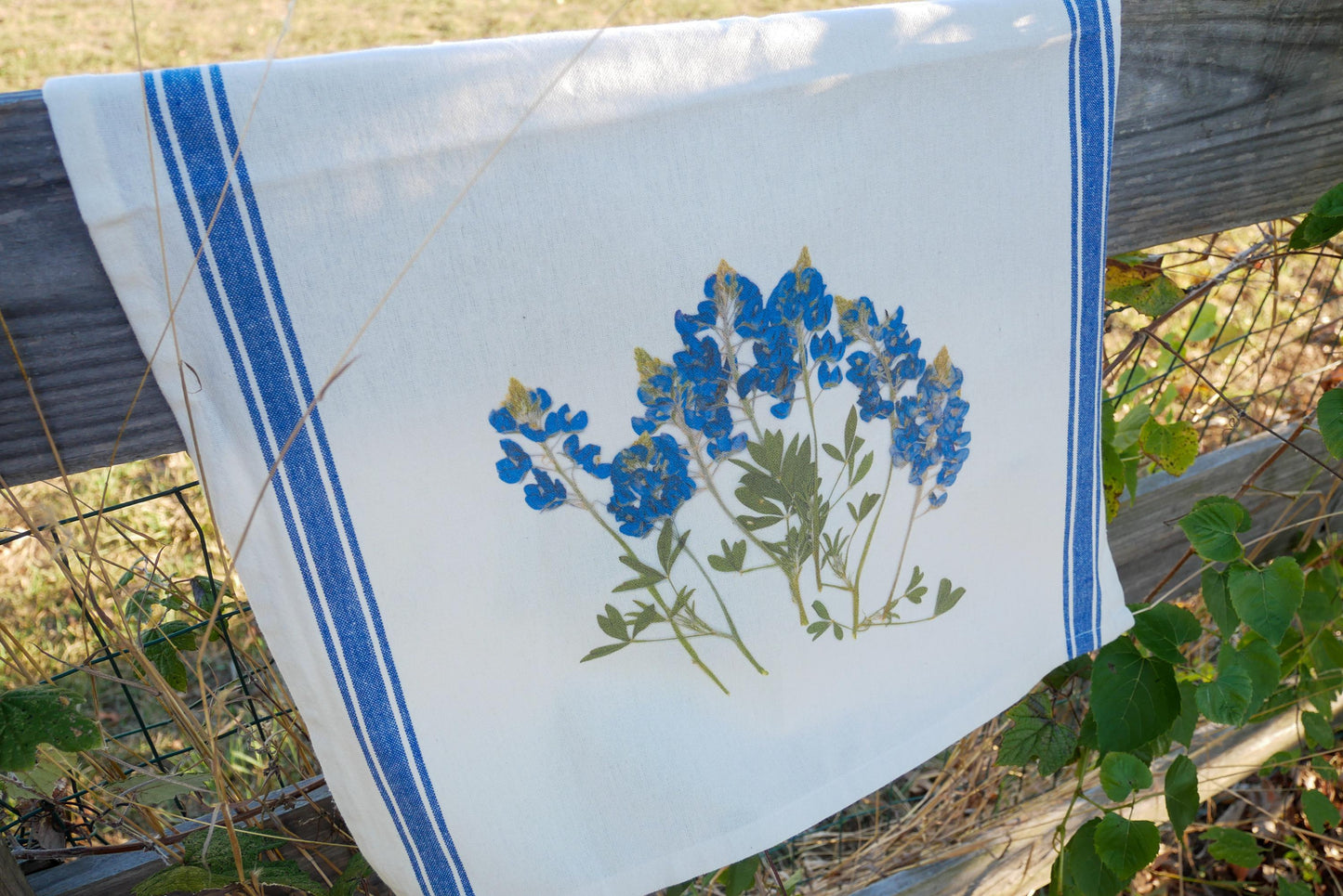 Texas Bluebonnet Dish Towel | Farm-Grown Pressed Flower Print | Vintage Style Cotton Kitchen Towel | Perfect Gift for Homesick Texans