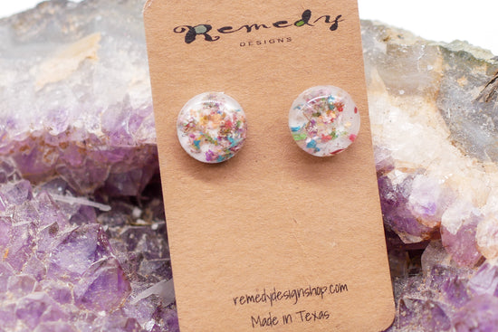 Dainty Flower Confetti Stud Earrings – Hypoallergenic, Lightweight & Whimsical