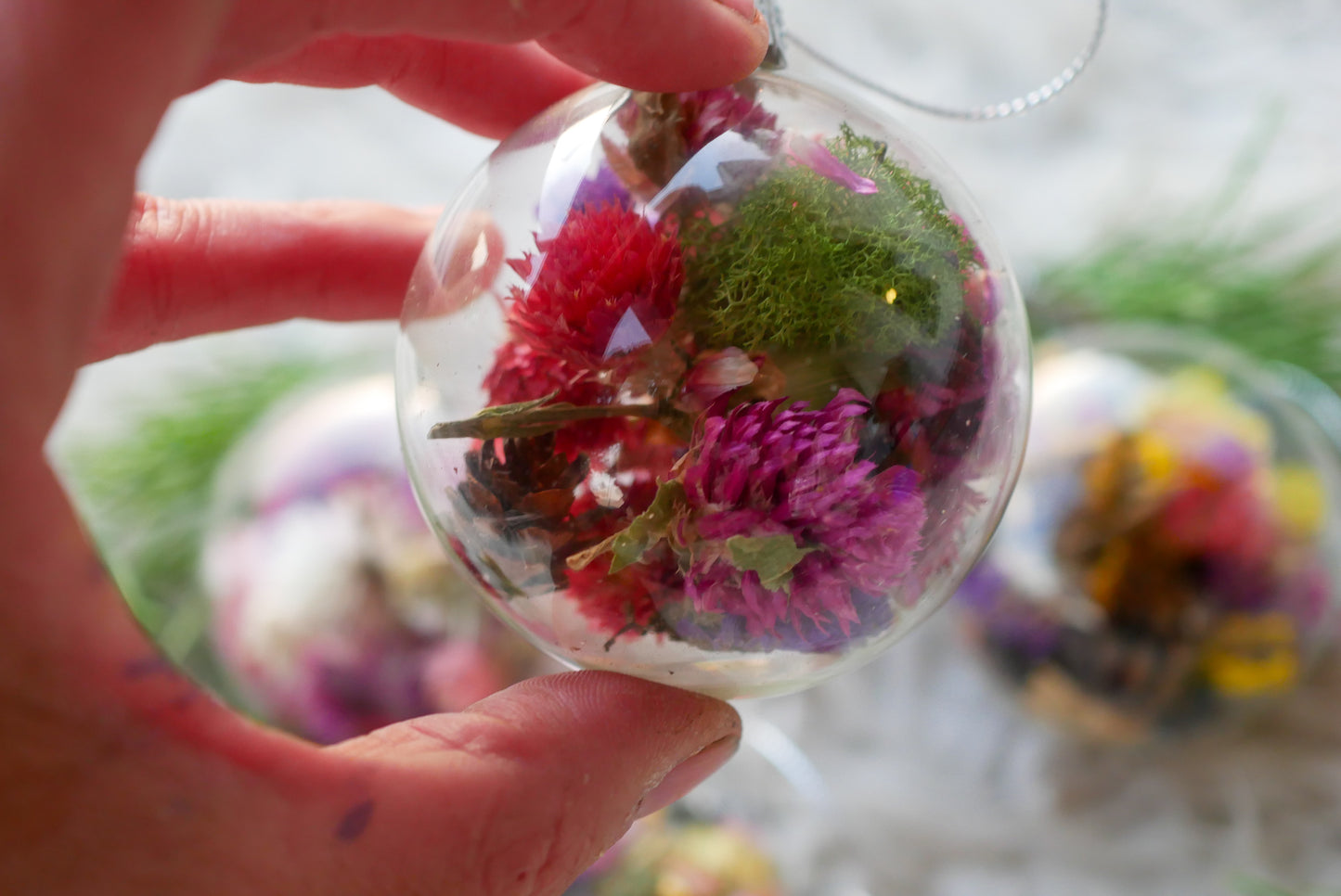 Dried Flower Ornaments | 3.5” Glass Baubles | Single or Pack of 5