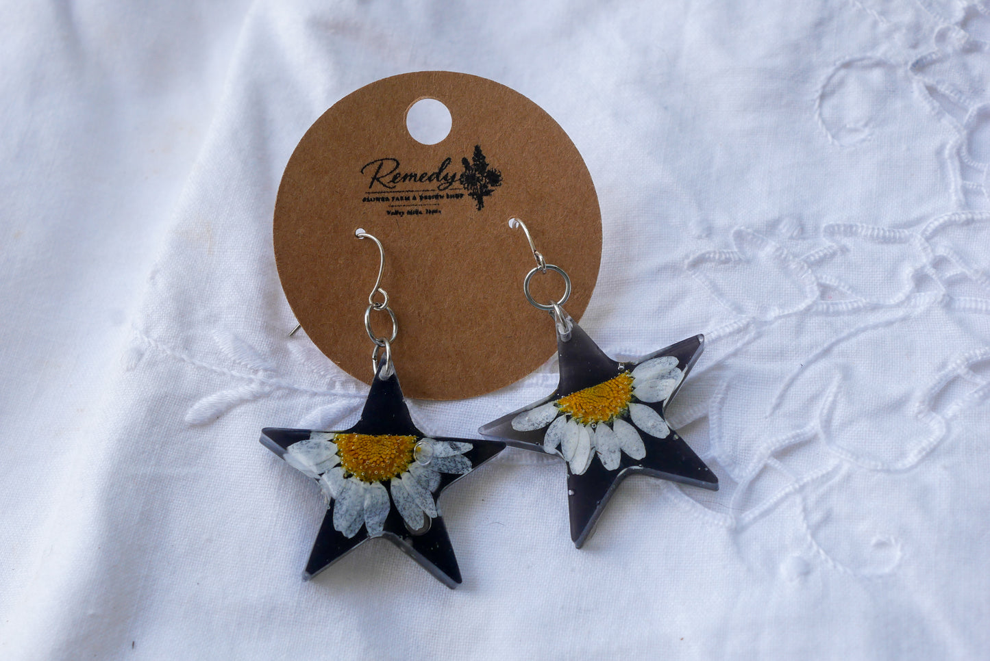 Black Daisy Star Dangle Earrings – Real Pressed Daisy Botanical Earrings – Celestial Statement Jewelry