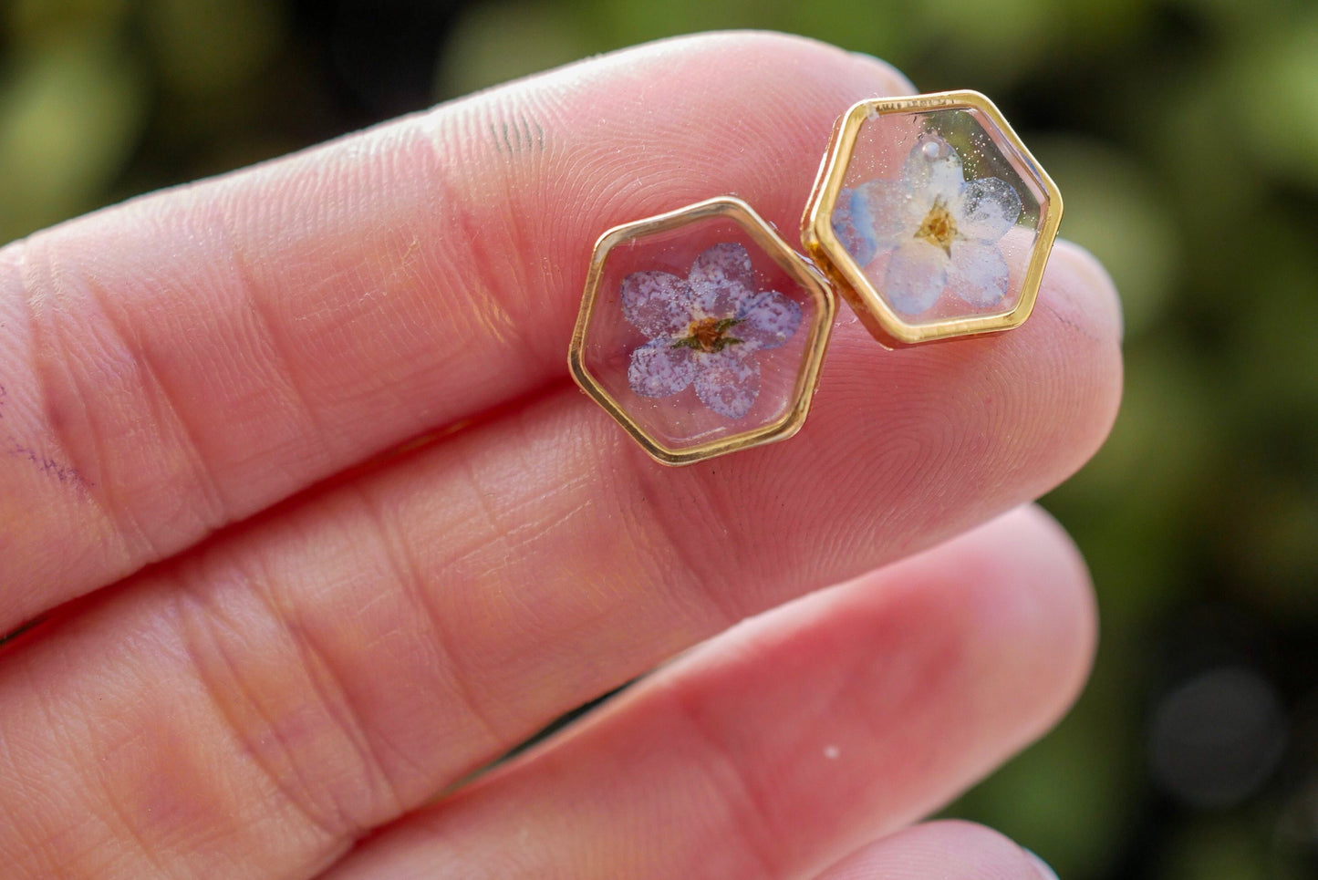 Forget me not Stud earrings, Tiny pressed flower studs,  Wedding day earrings, pressed flower jewelry, hexagon stud earrings