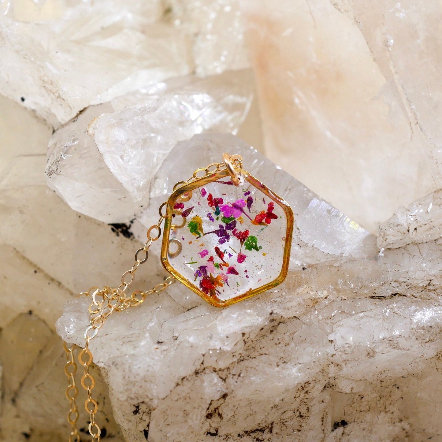 Pressed flowers dainty hexagon necklace, real flower jewelry, wedding day necklace, queen annes lace, flower confetti terrarium, nature