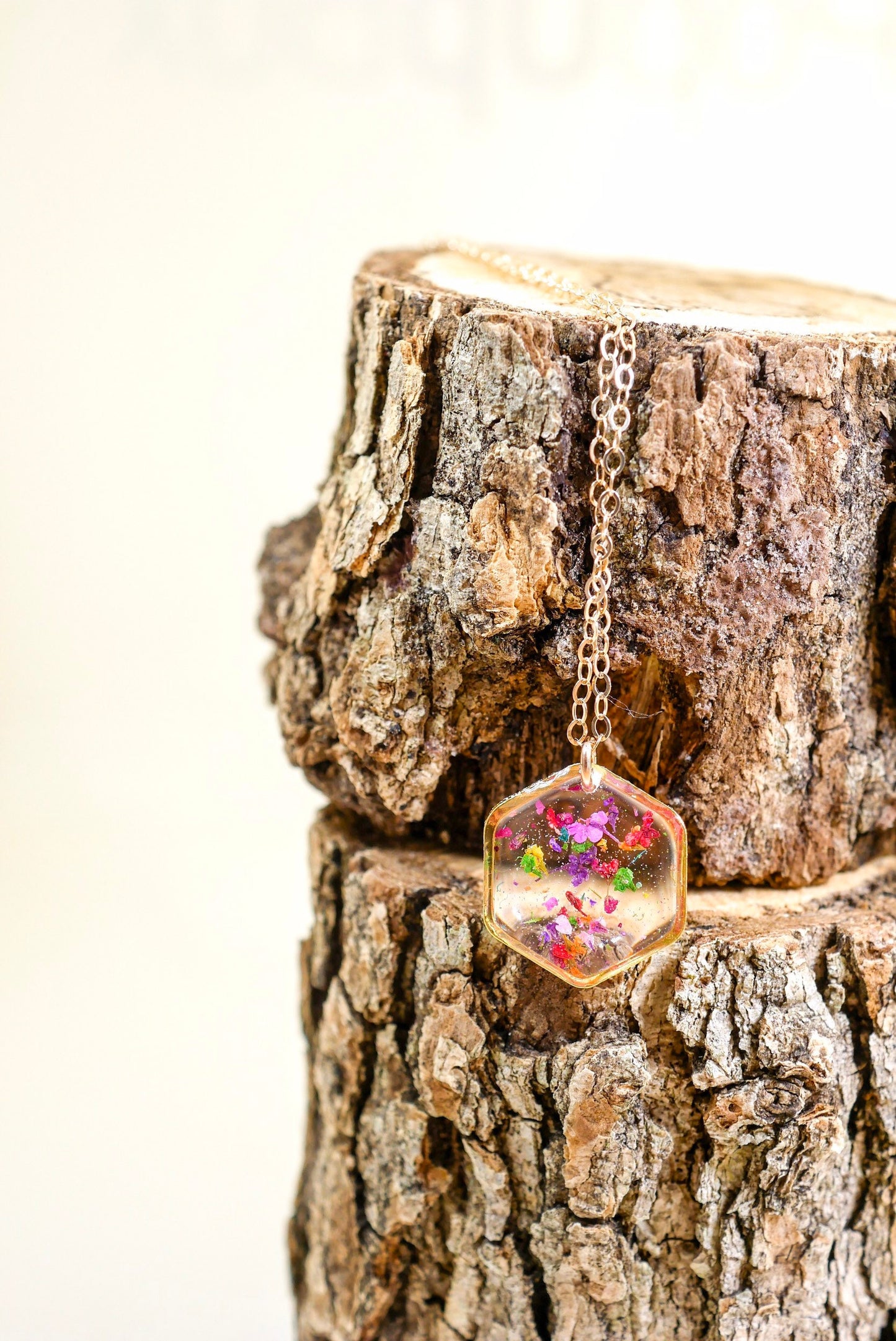 Pressed flowers dainty hexagon necklace, real flower jewelry, wedding day necklace, queen annes lace, flower confetti terrarium, nature