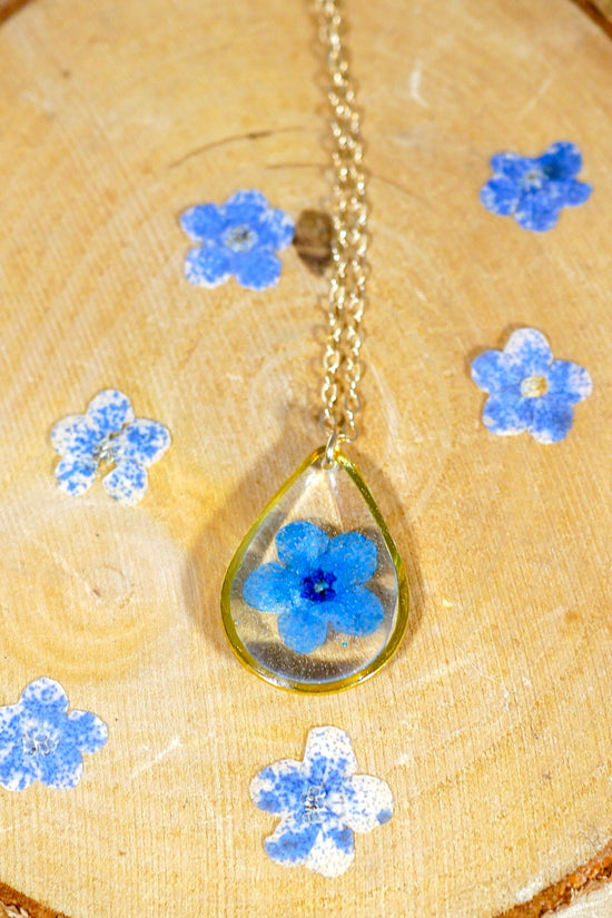 Forget me not teardrop necklace, dainty botanical jewelry, Memorial jewelry, Something blue brides charm, Real flower terrarium