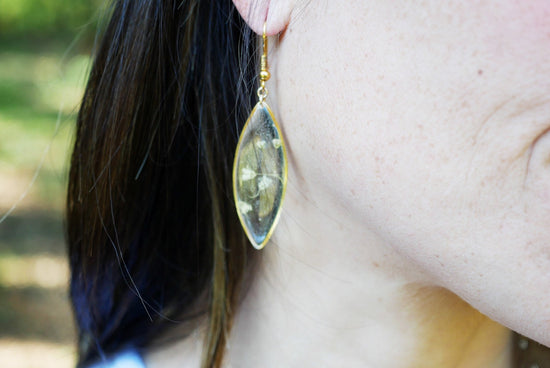 Real Babys breath earrings, Pressed flower earrings, botanical wedding dangles, Ellipse terrarium earrings