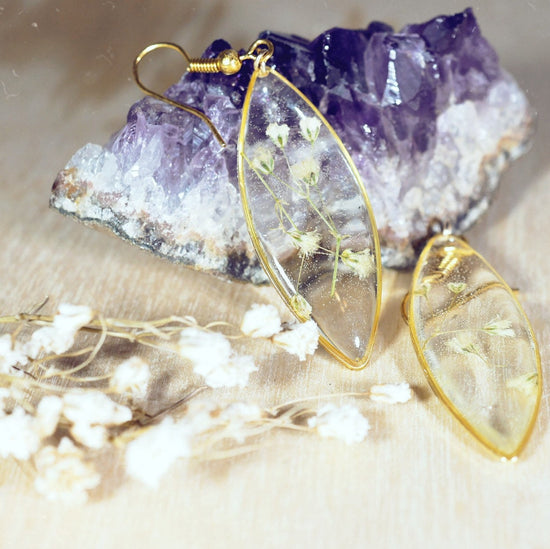 Real Babys breath earrings, Pressed flower earrings, botanical wedding dangles, Ellipse terrarium earrings