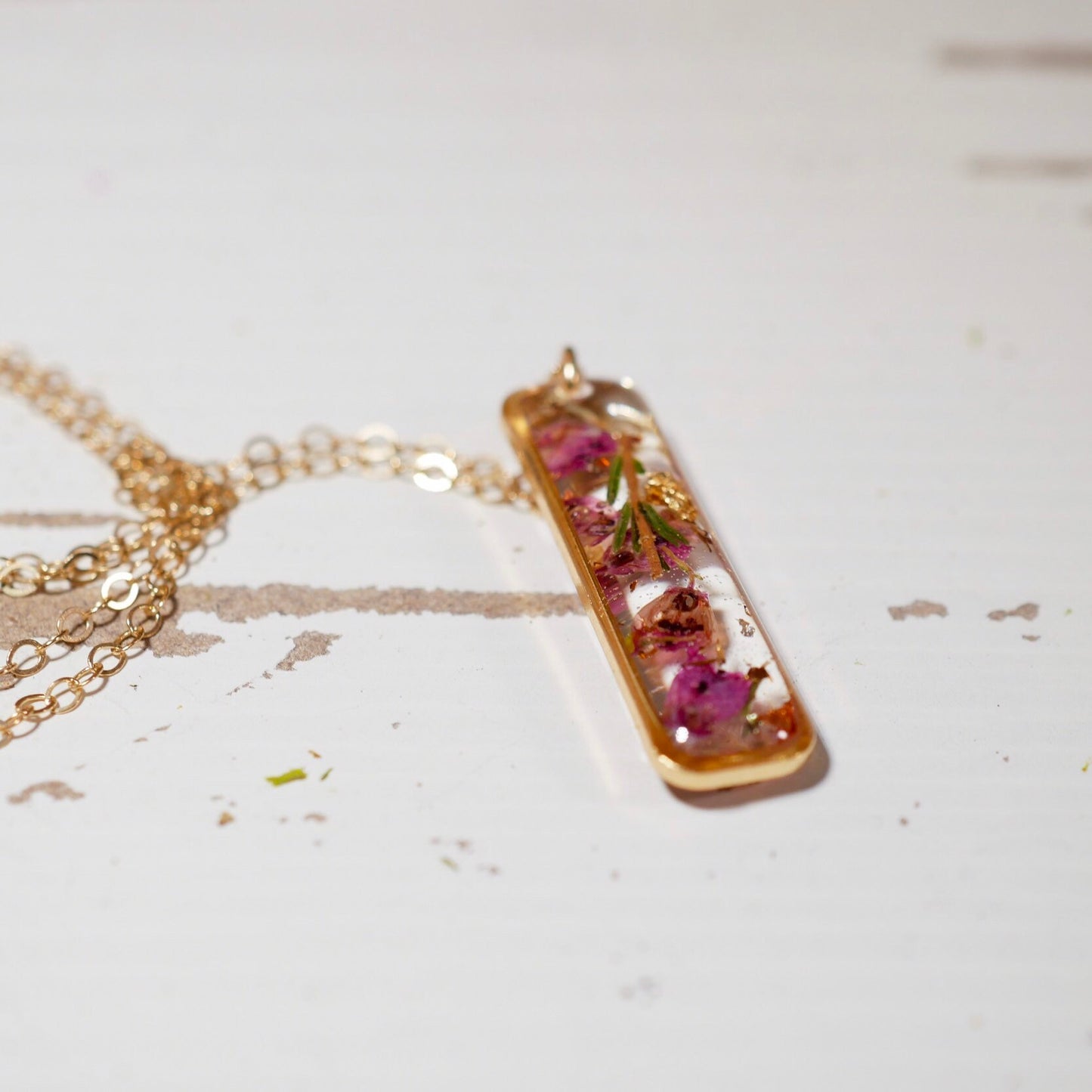 Pressed heather Bar necklace, dainty gold vertical Bar necklace, real flowers jewelry, Pressed flower botanical necklace