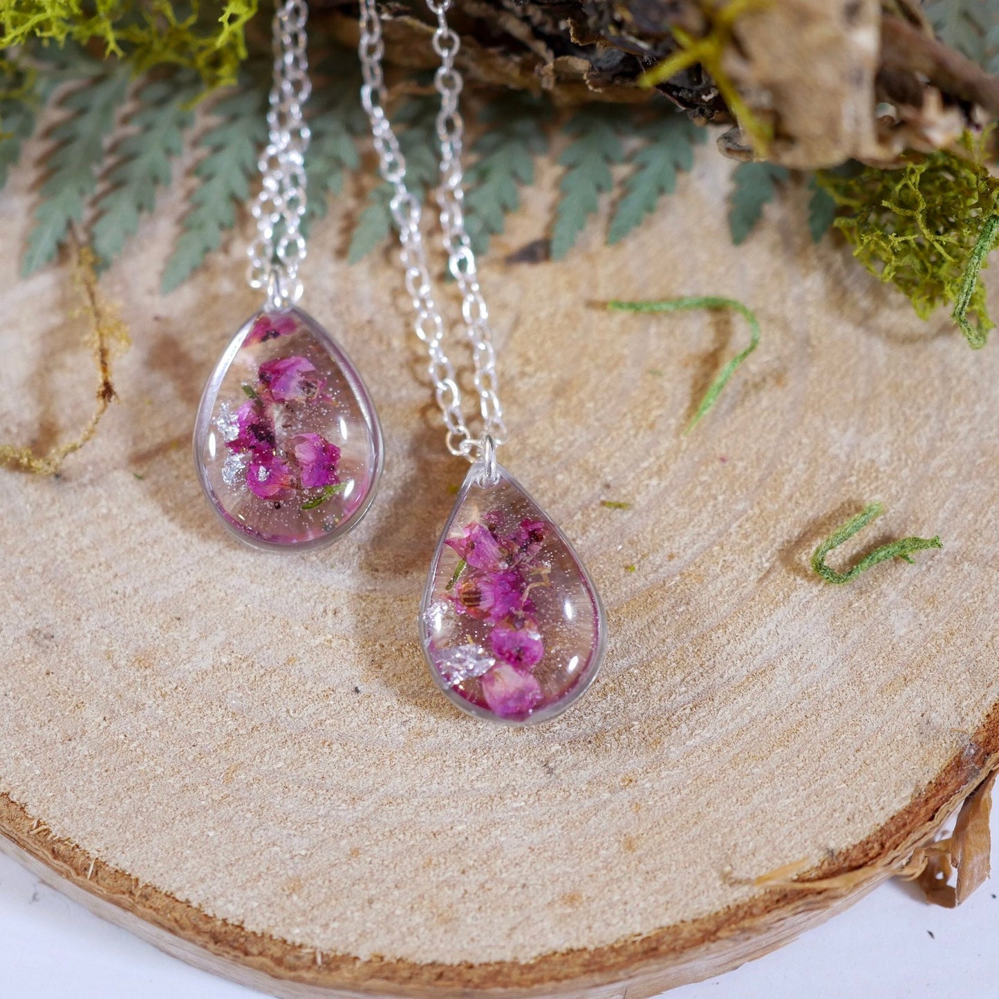 Tiny heather Teardrop Necklace, Botanical necklace, Pressed flowers jewelry, Dainty real flower necklace
