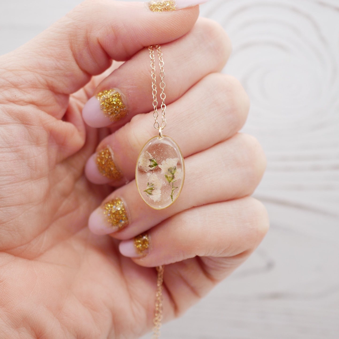 Tiny Oval baby’s breath Necklace, Real flower jewelry, Pressed flower necklace, Tiny terrarium jewelry, Garden gift, botanical necklace