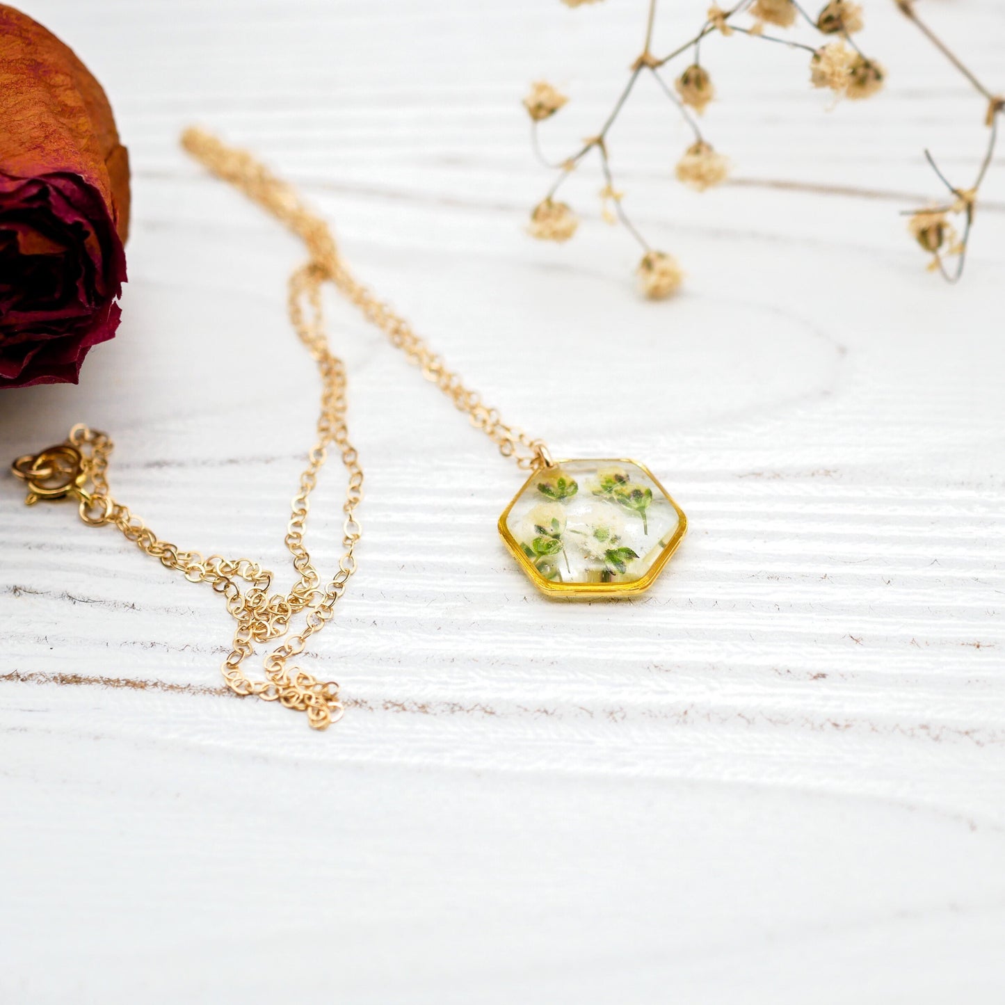 Tiny Babys Breath hexagon Necklace, Real flowers necklace, Pressed flower jewelry, Bridal flower necklace, Terrarium jewelry