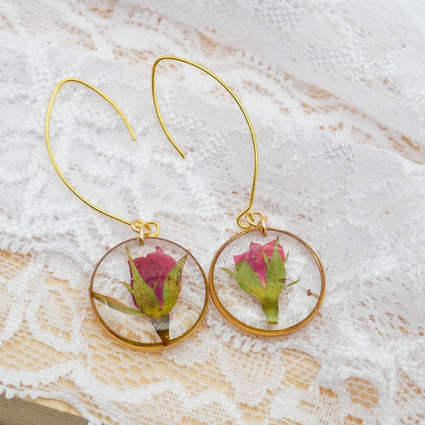 Dainty Rose Drop Earrings, Pressed flower jewelry, Real flower earrings, Rose earrings, Terrarium jewelry, Botanical rose earrings