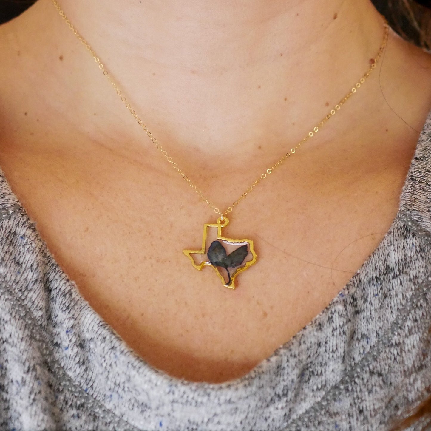 Texas Necklace with Pressed Bluebonnet Petal – 14k Gold Fill or Sterling Silver – Dainty Texas Jewelry – Texas Gift for Her