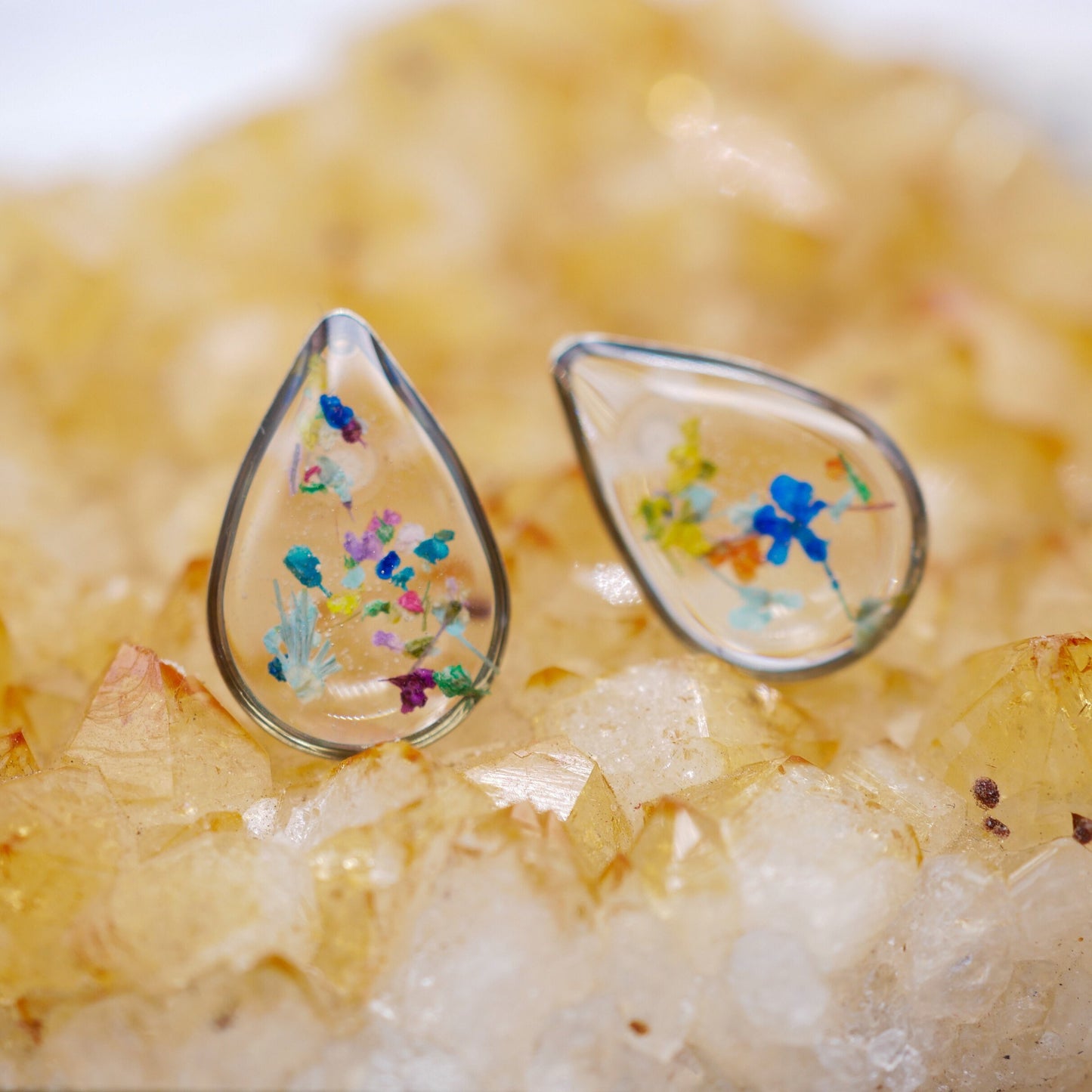 Tiny flower confetti teardrop studs, real flower studs, pressed flower earrings, botanical earrings, terrarium studs, flower confetti