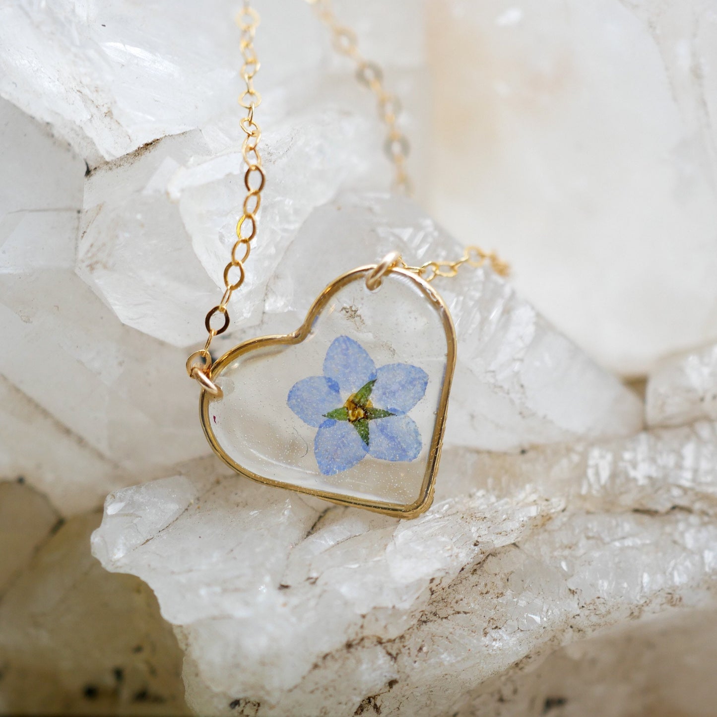 Forget me not heart necklace, gold heart jewelry, pressed flower heart necklace, dainty flower necklace, memorial flower jewelry, sterling