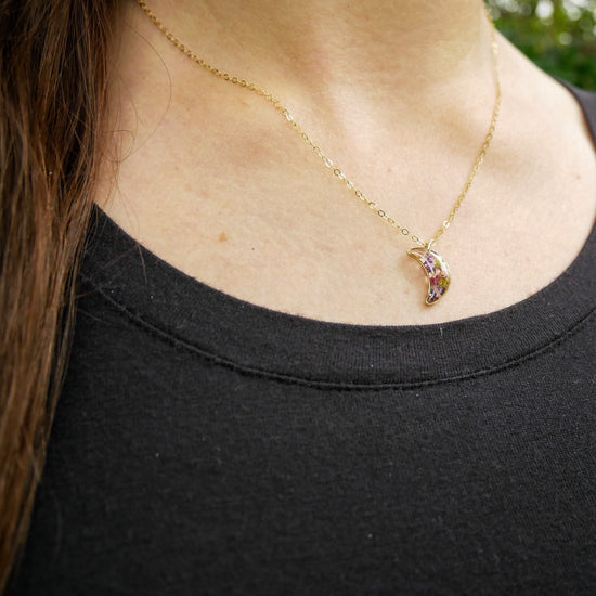 Tiny pressed flower crescent moon necklace, dainty flower jewelry, real flower jewelry, pressed flower necklace, dainty moon necklace