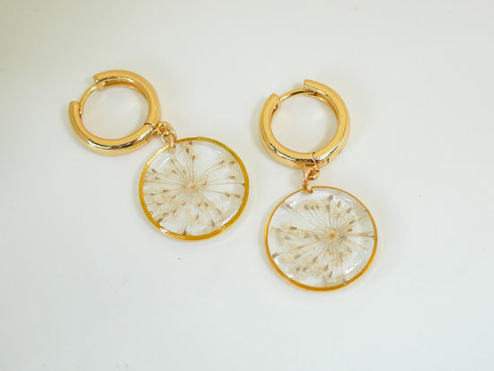 Pressed flower huggies, Queen Annes Lace Jewelry, Gold Fill Huggie hoops, Pressed flower jewelry, Real flower earrings