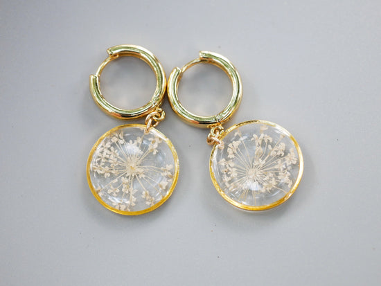 Pressed flower huggies, Queen Annes Lace Jewelry, Gold Fill Huggie hoops, Pressed flower jewelry, Real flower earrings