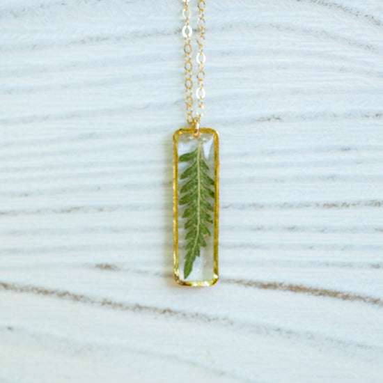Dainty pressed Fern Leaf Necklace, Vertical Bar Necklace, Pressed fern jewelry, ellipse necklace, nature gift, terrarium necklace