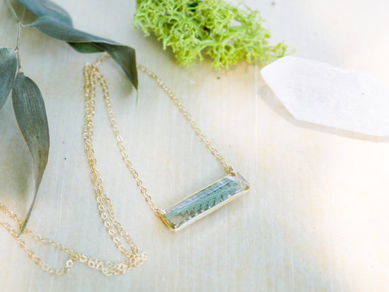 Dainty Fern Necklace in Resin – Horizontal Bar Necklace – 14k Gold Fill or Sterling Silver – Pressed Botanical Jewelry – Minimalist Everyday