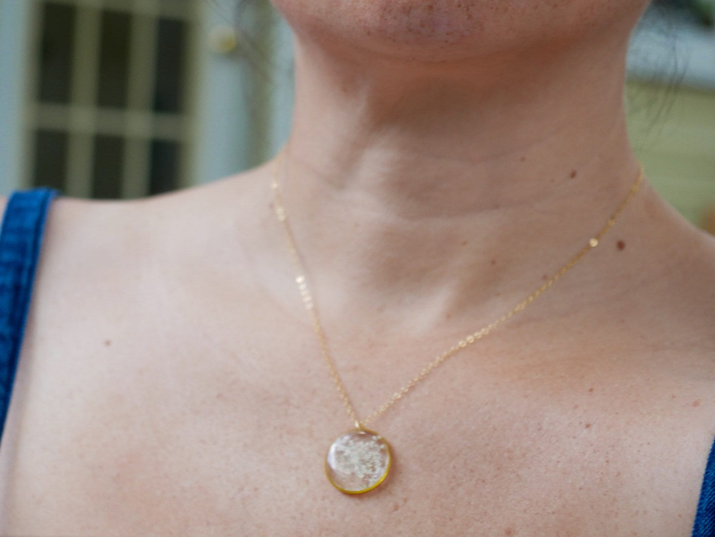 Queen Annes Lace necklace, Pressed flower jewelry, Wedding flower necklace, Dainty flower necklace, gold fill flower, botanical jewelry