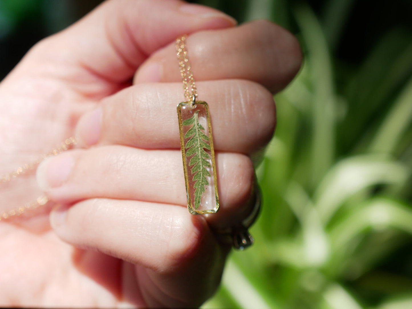 Dainty pressed Fern Leaf Necklace, Vertical Bar Necklace, Pressed fern jewelry, ellipse necklace, nature gift, terrarium necklace