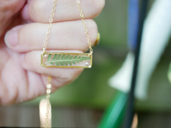 Dainty Fern Necklace in Resin – Horizontal Bar Necklace – 14k Gold Fill or Sterling Silver – Pressed Botanical Jewelry – Minimalist Everyday