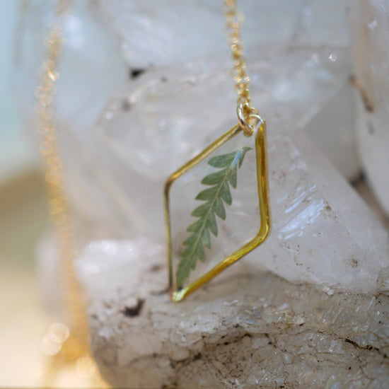 Dainty pressed Fern Necklace, Real fern jewelry, real leaf necklace, nature gift, terrarium necklace, diamond shape necklace
