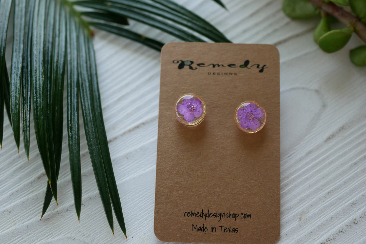 Purple flower stud earrings, Real pressed flower stud earrings, tiny minimalist earrings