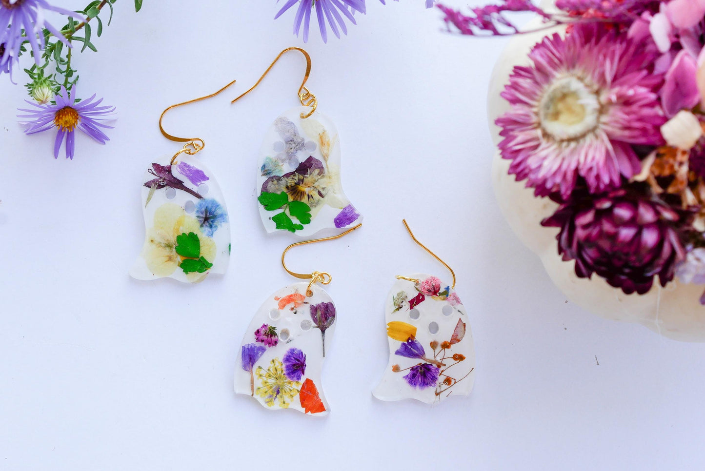 Pressed flower Halloween ghost earrings