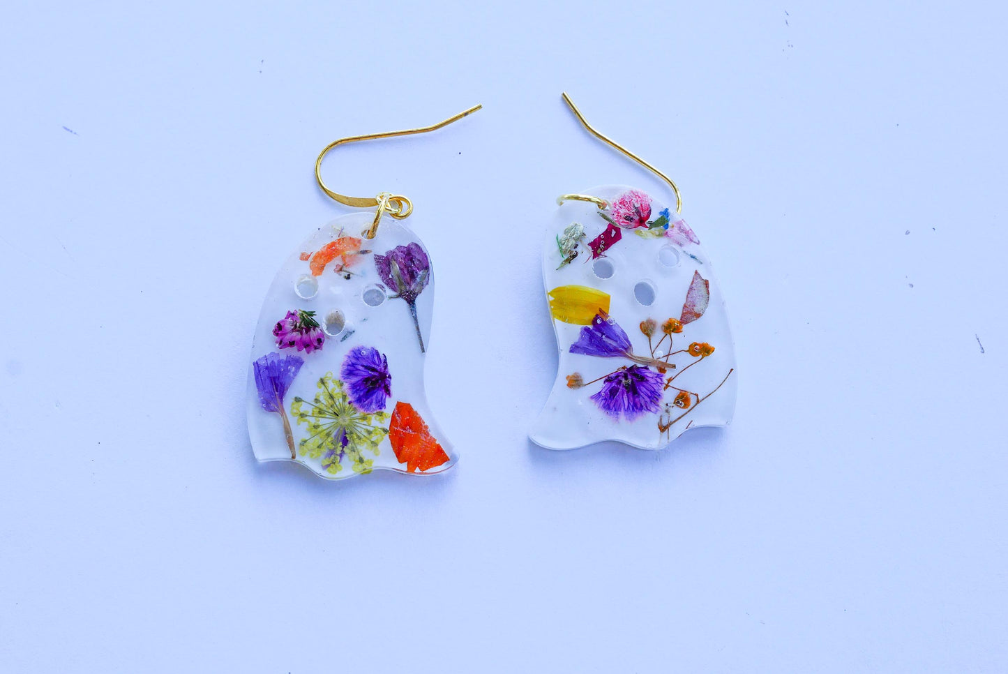 Pressed flower Halloween ghost earrings