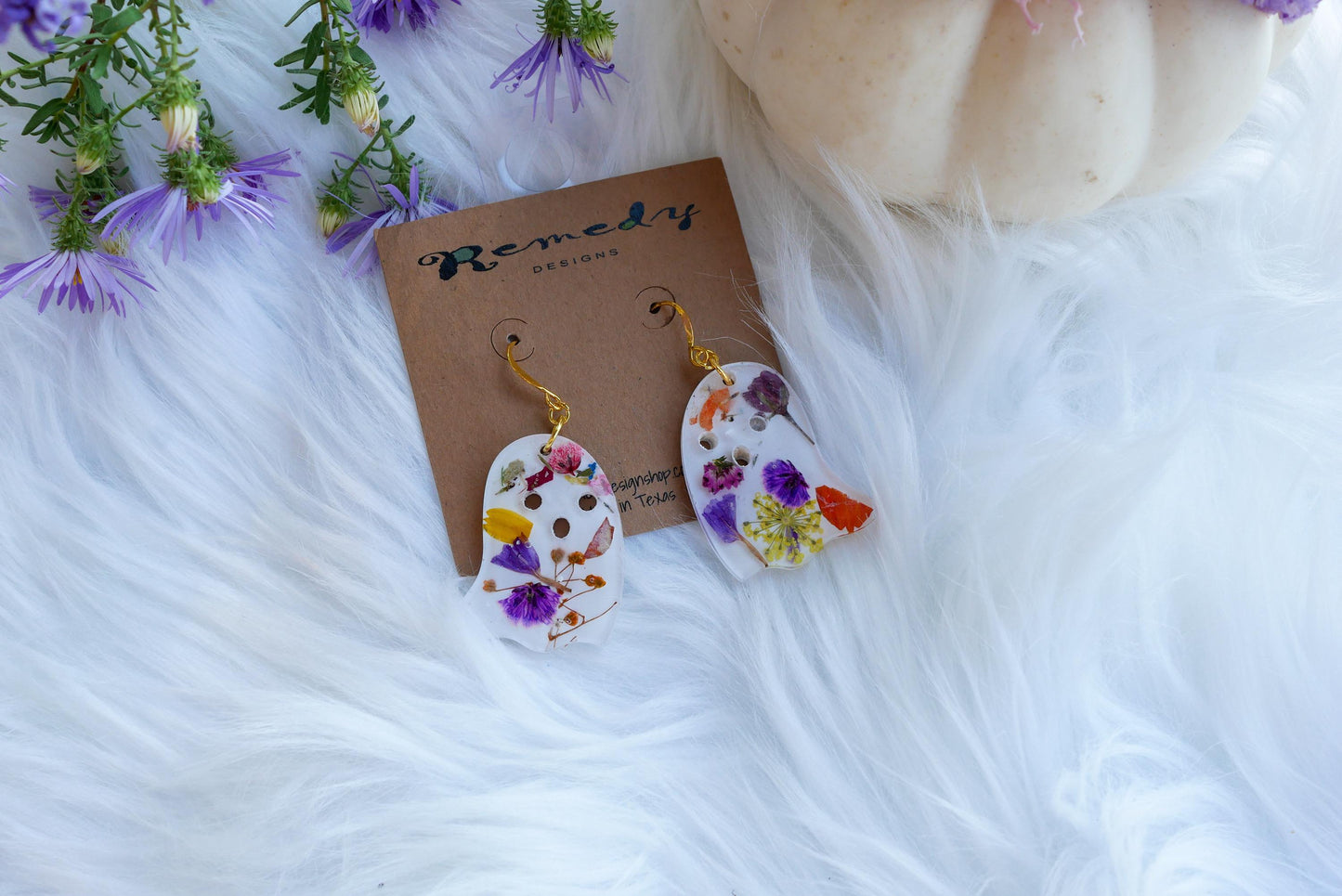Pressed flower Halloween ghost earrings