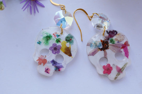 Pressed flower skeleton  earring for Halloween or dia de los muertos
