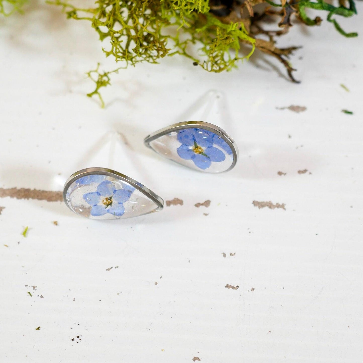 Pressed Flower Stud Earrings - Tiny Forget Me Not Teardrop