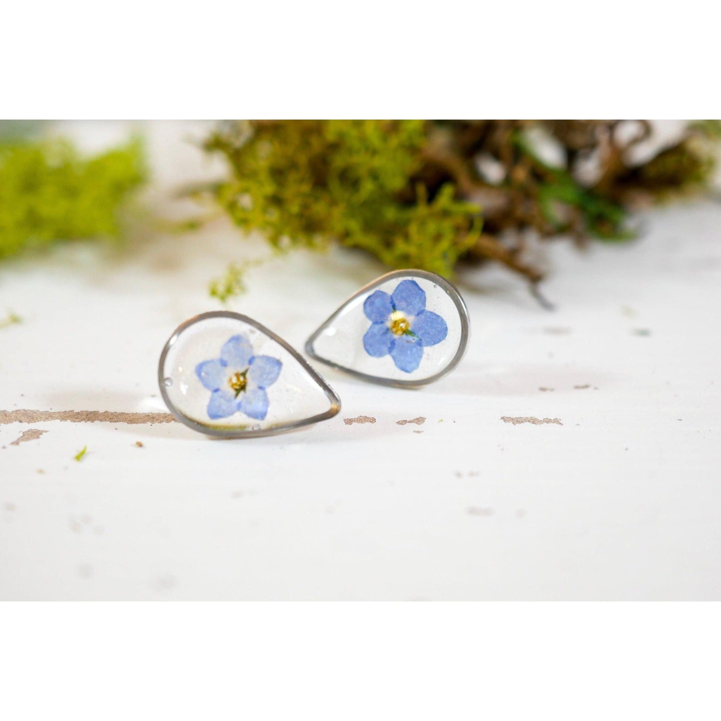 Pressed Flower Stud Earrings - Tiny Forget Me Not Teardrop