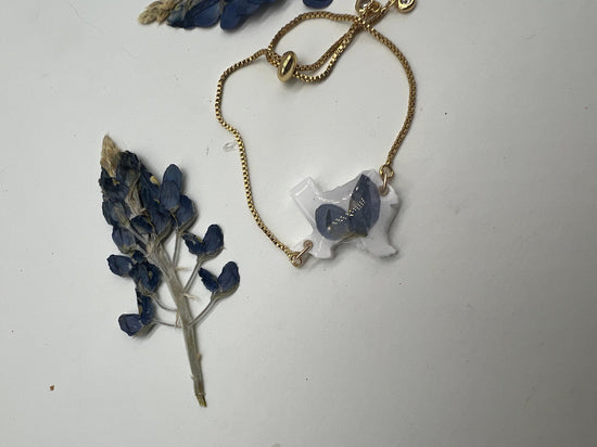 Texas bluebonnet bracelet, real bluebonnet jewelry, pressed bluebonnet texas adjustable bolo bracelet in gold or silver