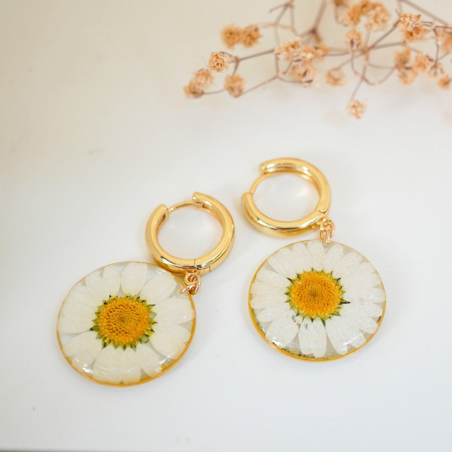 Pressed flower daisy earrings, real flowers,  hoop earrings,  terrarium earrings, real flower jewelry, botanical hoops