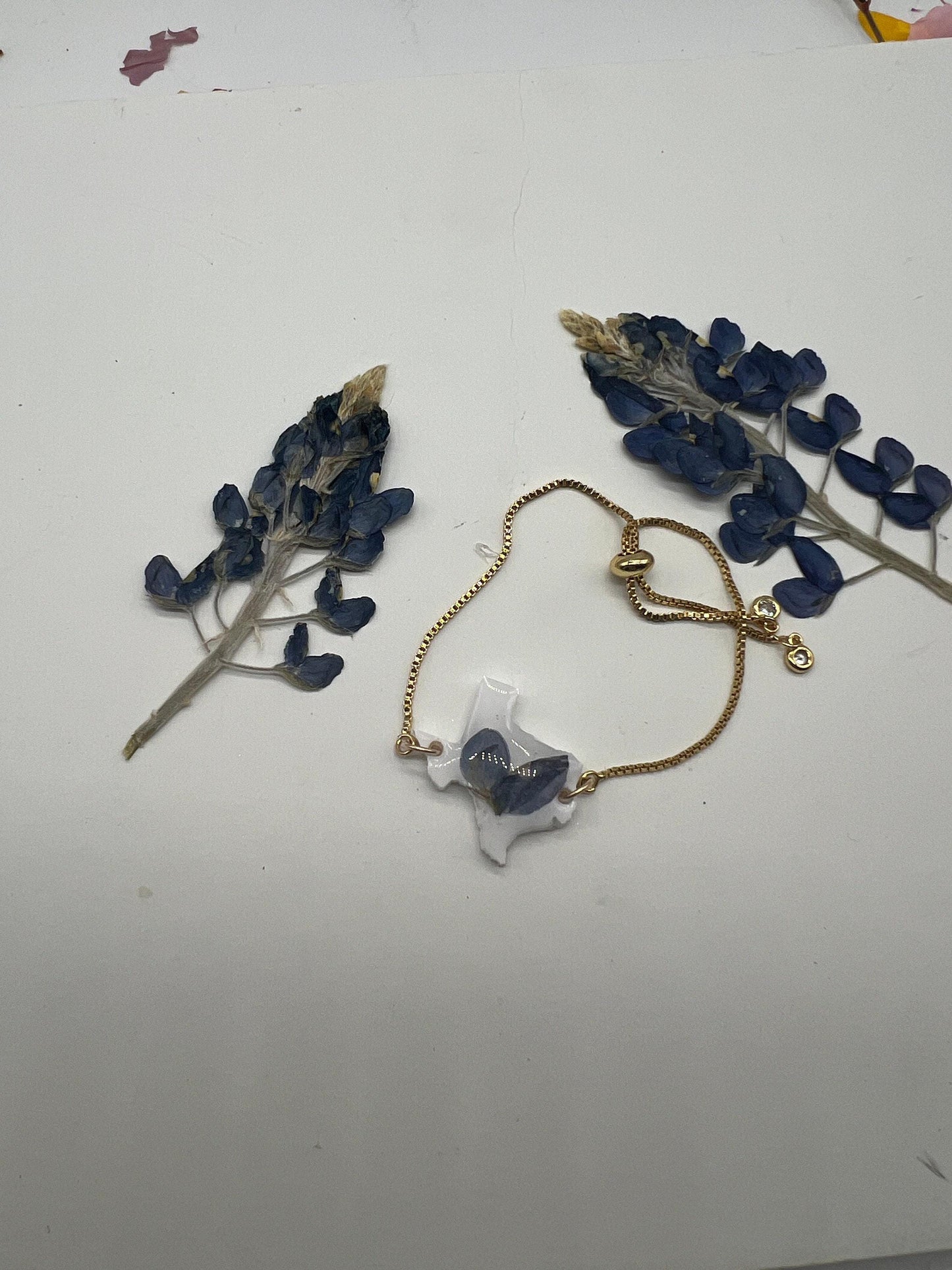 Texas bluebonnet bracelet, real bluebonnet jewelry, pressed bluebonnet texas adjustable bolo bracelet in gold or silver