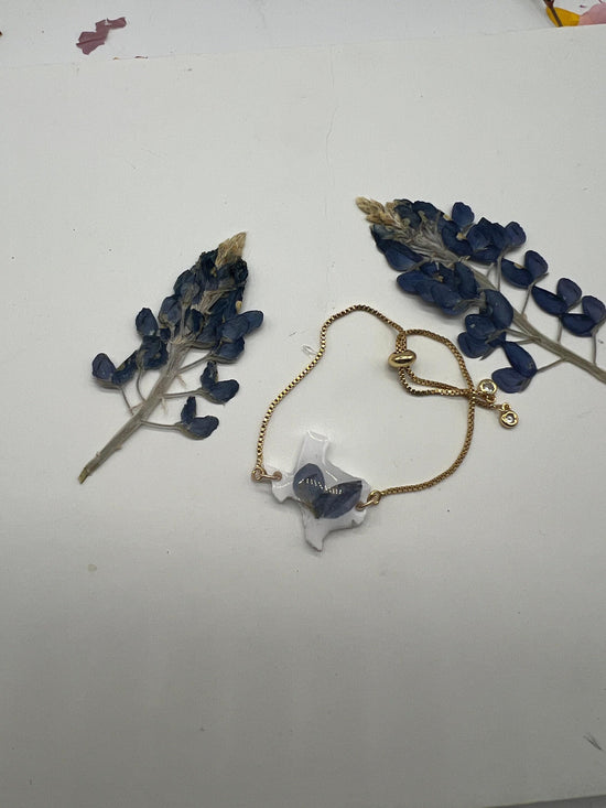 Texas bluebonnet bracelet, real bluebonnet jewelry, pressed bluebonnet texas adjustable bolo bracelet in gold or silver