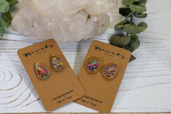 Real flower confetti stud earrings, teardrop botanical earrings, pressed flower jewelry