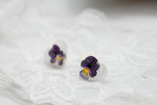Tiny Pansy Heart Stud Earrings – February Birth Flower Jewelry, dainty floral earrings